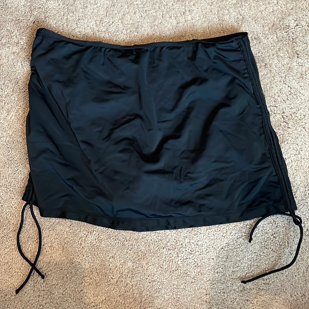 New with tags - swim bottom skirt and top